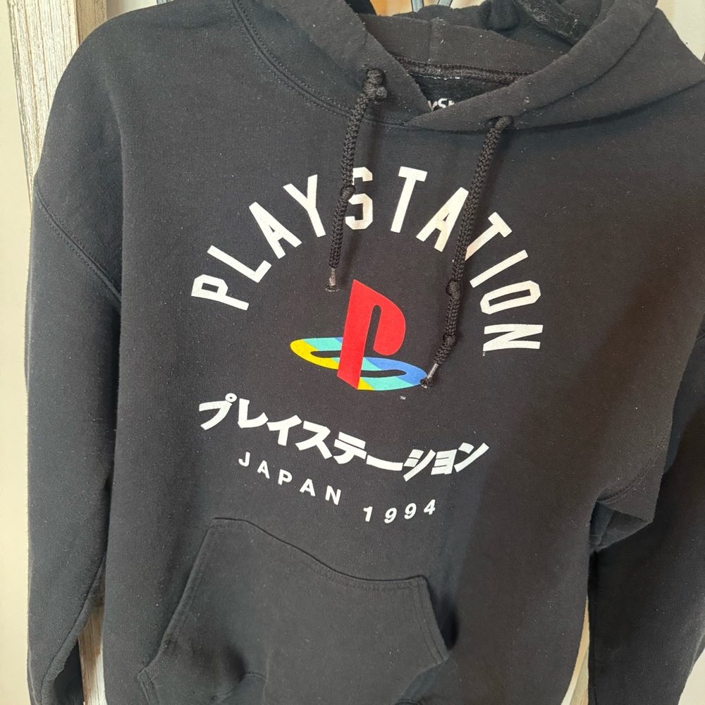 PlayStation Hoodie Japan 1994 Logo Black Pullover Gamer Sweatshirt Men’s M